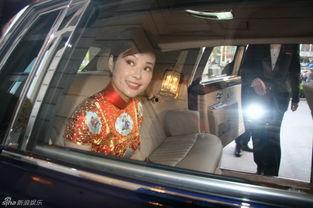女明星网红开车门,女明星网红魅力四射！
