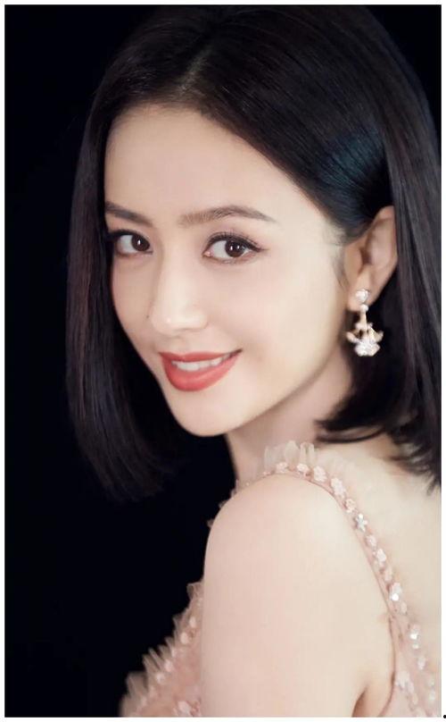 明星网红围裙照片大全,明星网红们的时尚穿搭大盘点