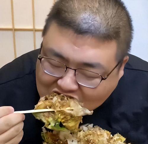 吃瓜爆料抖音网红大头,揭秘吃瓜爆料背后的故事