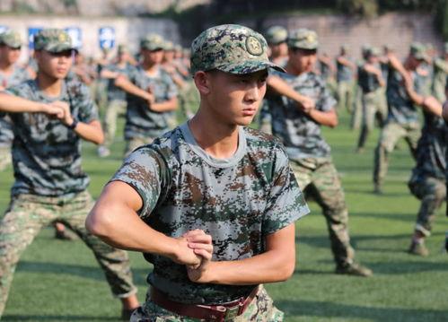 吃瓜爆料军训跳舞是真的吗,吃瓜爆料背后的真相揭秘