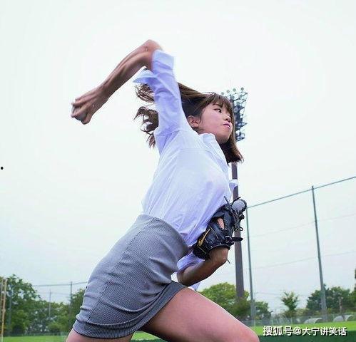 明星网红鞠躬姿势图片,明星网红的优雅姿态揭秘