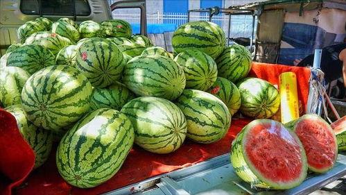 西安热门吃瓜事件真相,真相背后的网络热议与反思