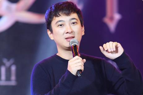 娱乐圈一直吃瓜,瓜田李下，揭秘明星幕后故事