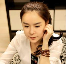 明星网红戴的佛珠,明星网红的信仰与时尚